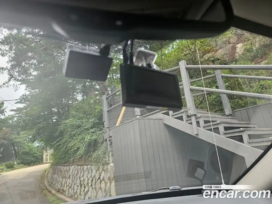 Jeep Cherokee 2007 4.7 Автомат в Москве № 169996, фото 14