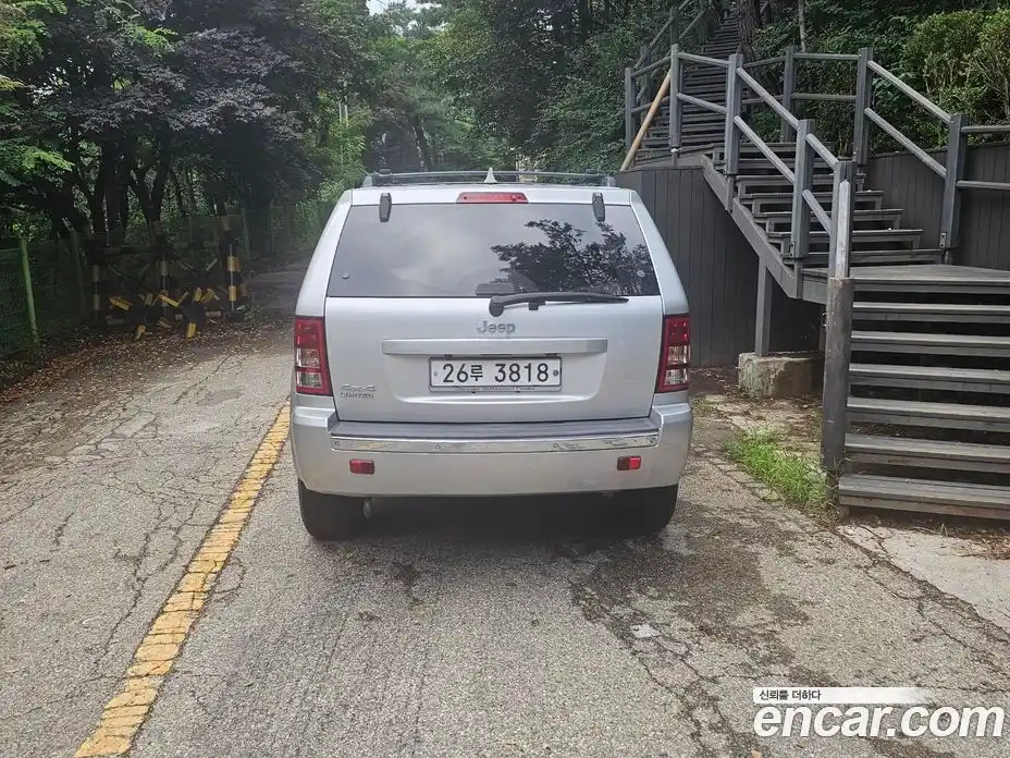 Jeep Cherokee 2007 4.7 Автомат в Москве № 169996, фото 4