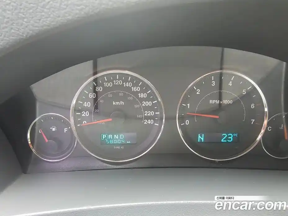 Jeep Cherokee 2007 4.7 Автомат в Москве № 169996, фото 8