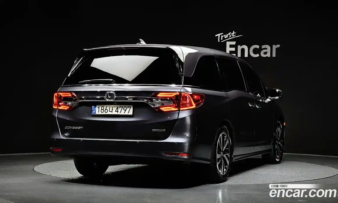 Honda Odyssey 2018 3.5 Автомат в Москве № 170642, фото 16