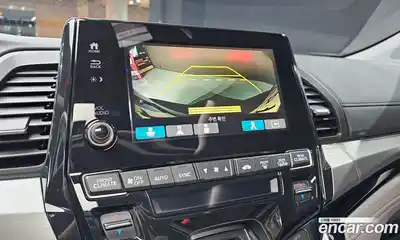 Honda Odyssey 2018 3.5 Автомат в Москве № 170642, миниатюра 3