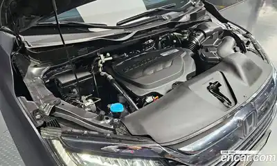 Honda Odyssey 2018 3.5 Автомат в Москве № 170642, миниатюра 8