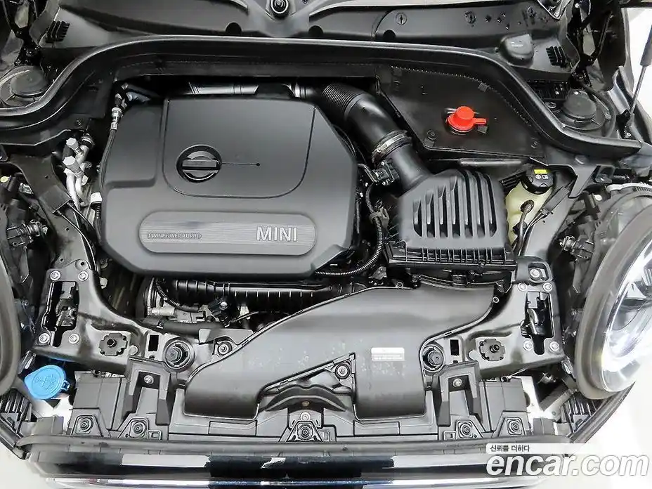 Mini Cooper 2022 1.5 Автомат в Москве № 182363, фото 20