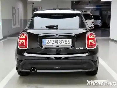 Mini Cooper 2022 1.5 Автомат в Москве № 182363, миниатюра 3