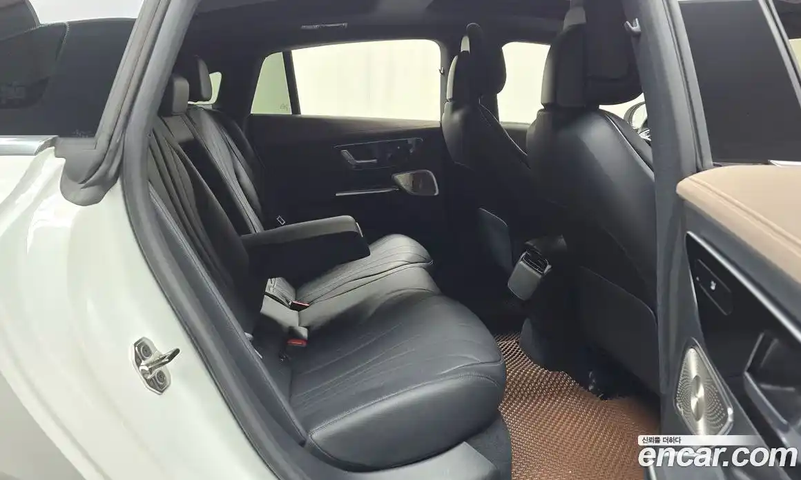 Mercedes-Benz EQE 2023 0.3 Автомат в Москве № 183850, фото 9