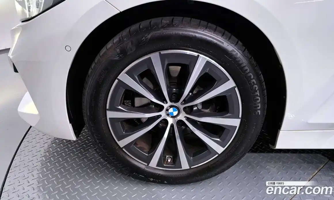 BMW 3-Series 2023 2.0 Автомат в Москве № 187890, фото 19