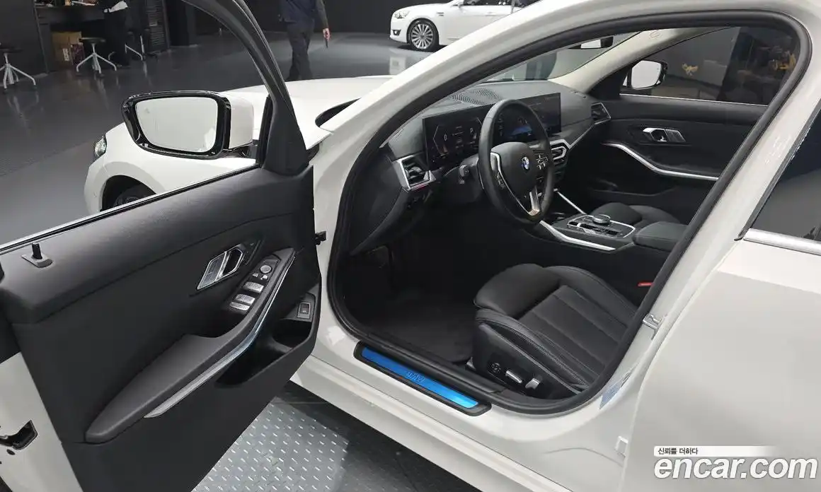 BMW 3-Series 2023 2.0 Автомат в Москве № 187890, фото 20