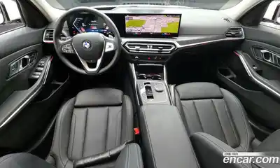 BMW 3-Series 2023 2.0 Автомат в Москве № 187890, миниатюра 2