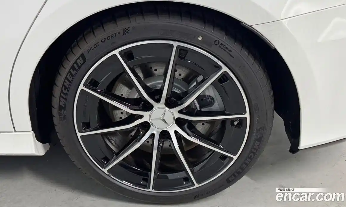 Mercedes-Benz A-Class 2024 2.0 Автомат в Москве № 193601, фото 5