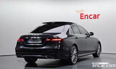 Mercedes-Benz E-Class 2021 2.0 Автомат в Москве № 195208, миниатюра 2