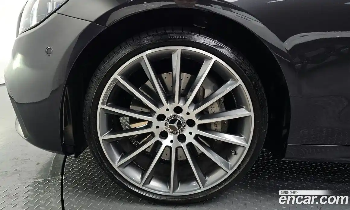 Mercedes-Benz E-Class 2021 2.0 Автомат в Москве № 195208, фото 5