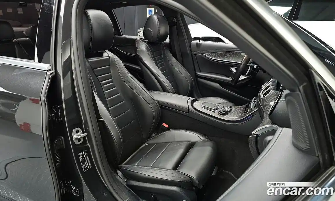 Mercedes-Benz E-Class 2021 2.0 Автомат в Москве № 195208, фото 10