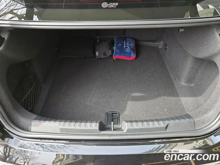 Audi A3 2023 2.0 Автомат в Москве № 196013, фото 11