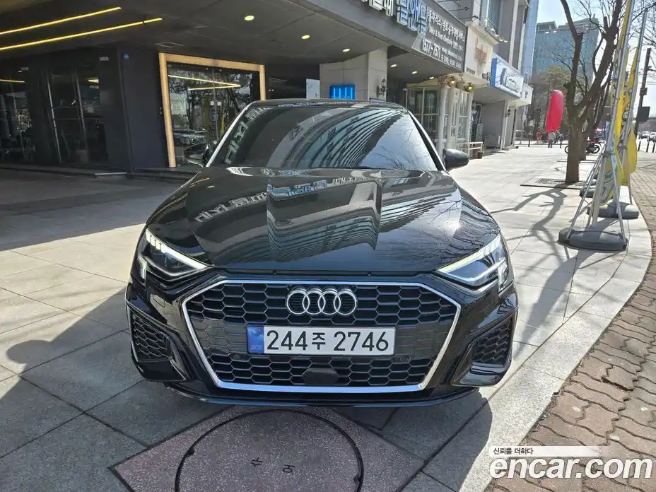 Audi A3 2023 2.0 Автомат в Москве № 196013, фото 3