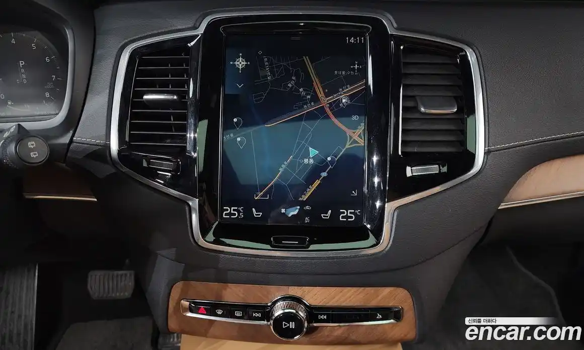 Volvo XC90 2019 2.0 Автомат в Москве № 197037, фото 14