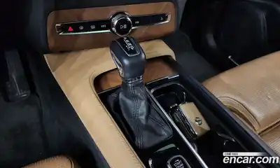 Volvo XC90 2019 2.0 Автомат в Москве № 197037, миниатюра 9