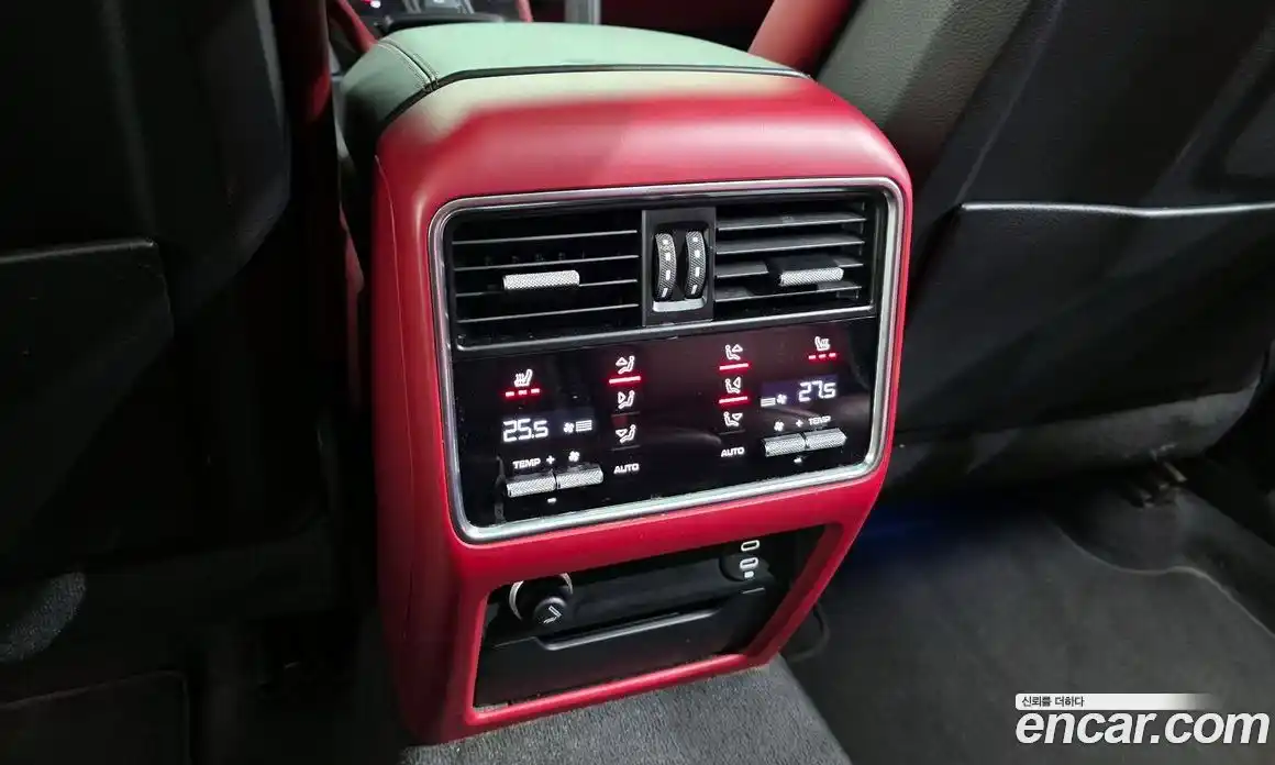 Porsche Cayenne 2020 3.0 Автомат в Москве № 197413, фото 19