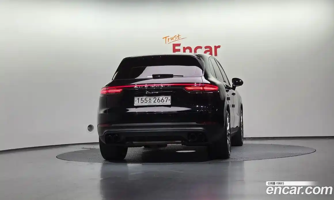 Porsche Cayenne 2020 3.0 Автомат в Москве № 197413, фото 4