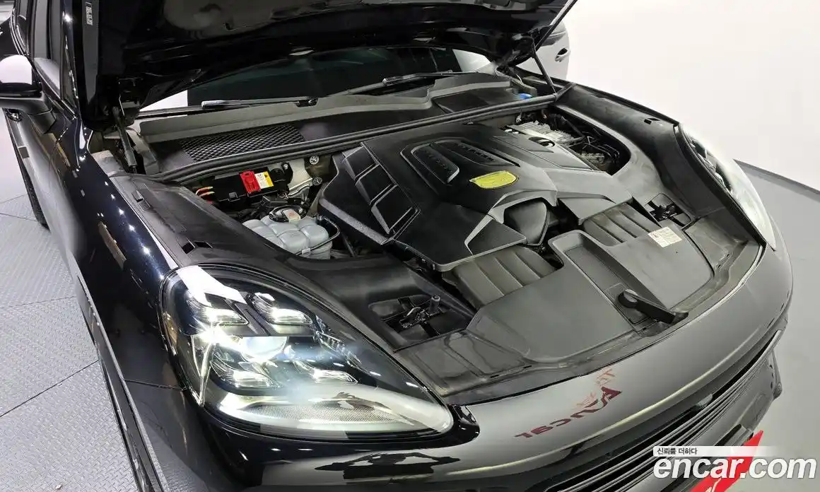 Porsche Cayenne 2020 3.0 Автомат в Москве № 197413, фото 6