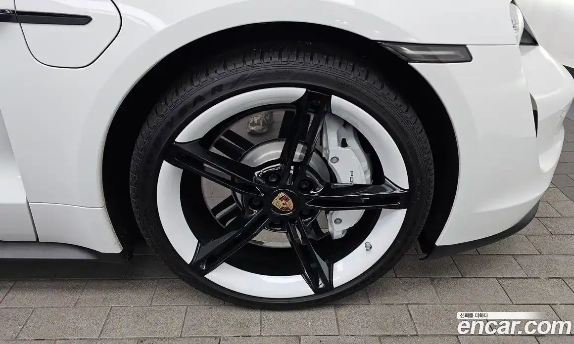 Porsche Taycan 2022 0.1 Автомат в Москве № 197483, фото 16