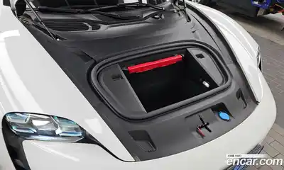 Porsche Taycan 2022 0.1 Автомат в Москве № 197483, миниатюра 2