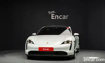 Porsche Taycan 2022 0.1 Автомат в Москве № 197483, миниатюра 4