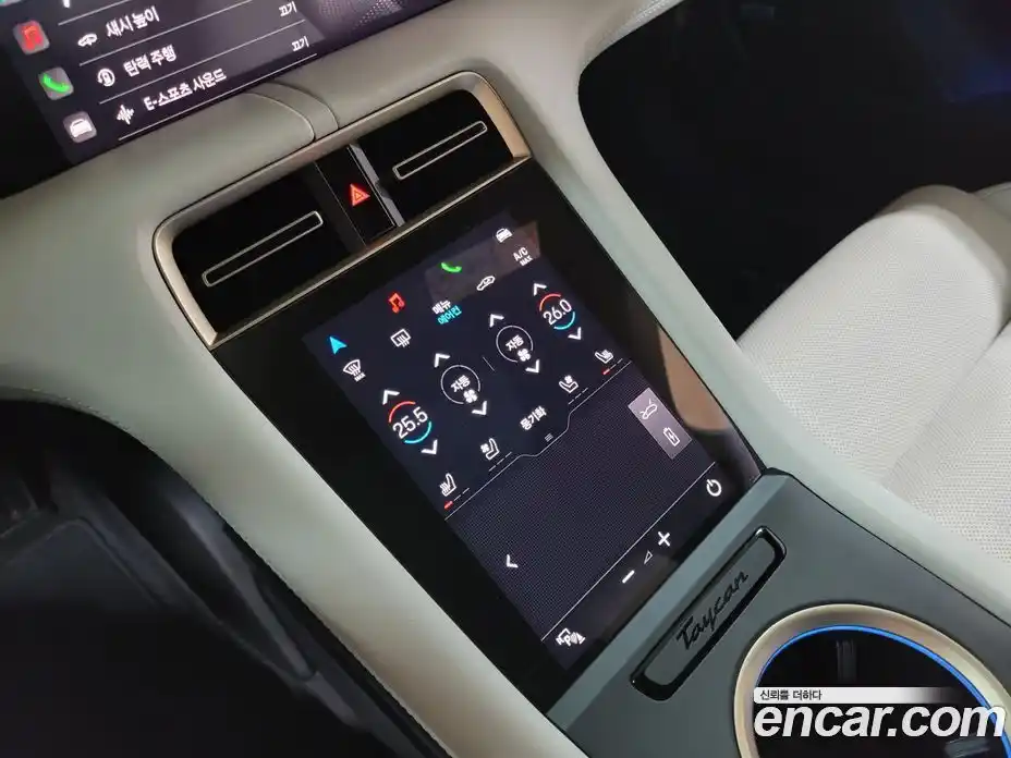 Porsche Taycan 2022 1.0 Автомат в Москве № 197787, фото 16