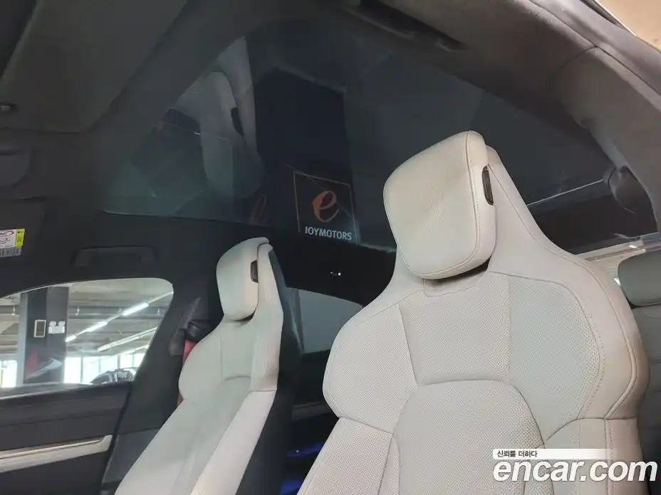 Porsche Taycan 2022 1.0 Автомат в Москве № 197787, фото 17