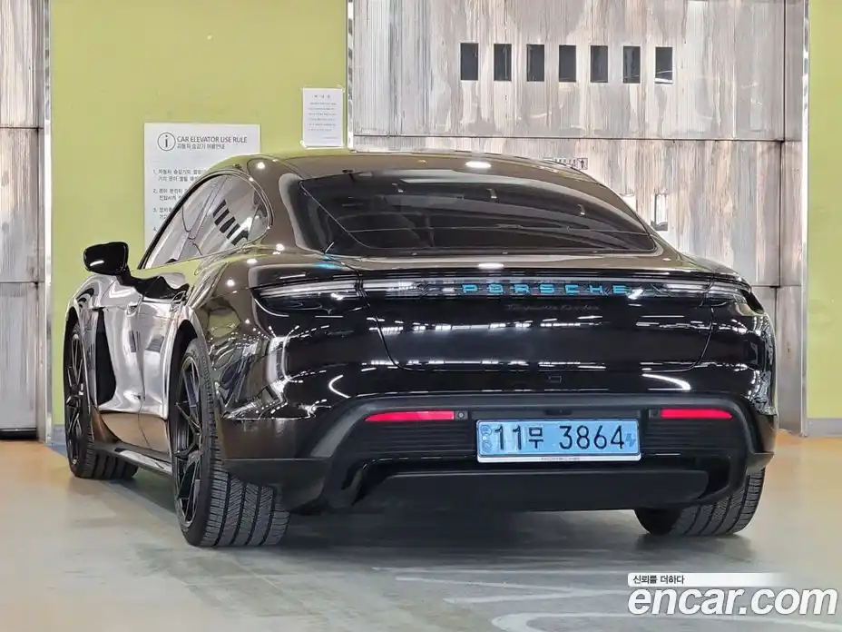 Porsche Taycan 2022 1.0 Автомат в Москве № 197787, фото 5