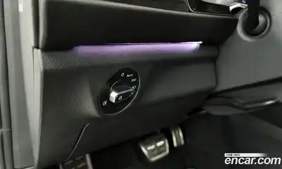 Volkswagen Jetta 2023 1.5 Автомат в Москве № 199015, миниатюра 4