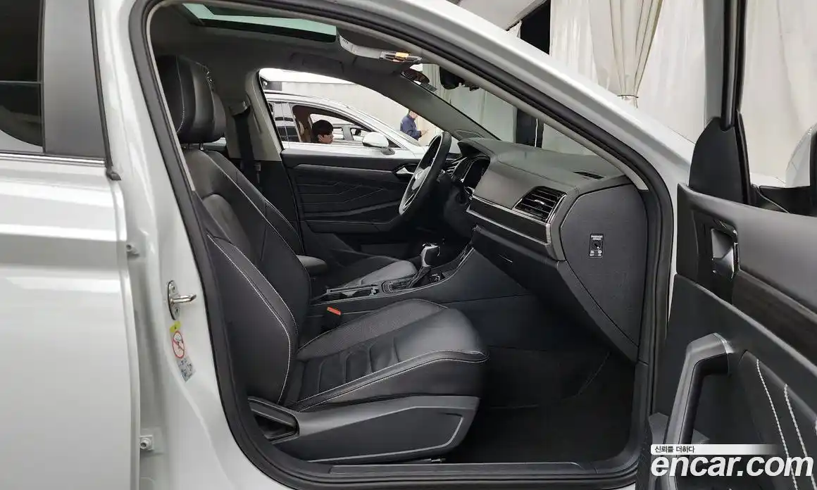 Volkswagen Jetta 2023 1.5 Автомат в Москве № 199015, фото 10