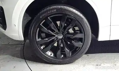 Volkswagen Touareg 2023 3.0 Автомат в Москве № 199050, миниатюра 9