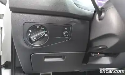 Volkswagen Tiguan 2022 2.0 Автомат в Москве № 199102, миниатюра 4