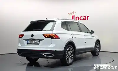 Volkswagen Tiguan 2022 2.0 Автомат в Москве № 199102, миниатюра 6