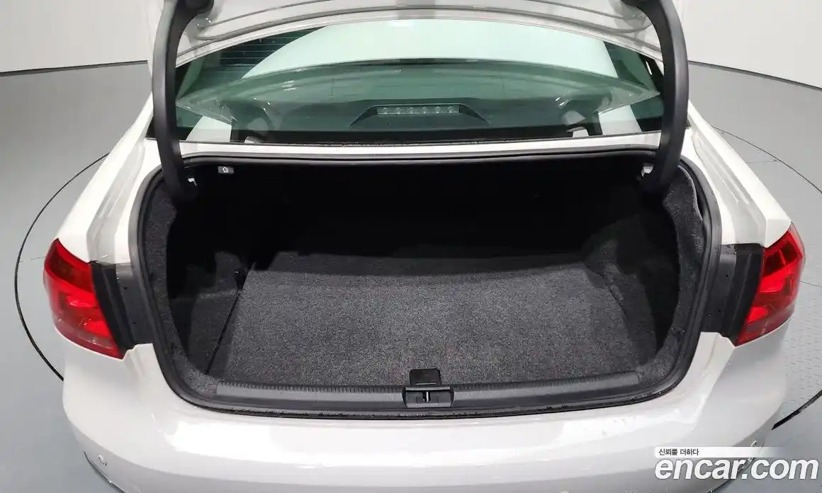 Volkswagen Passat 2015 2.0 Автомат в Москве № 199295, фото 20