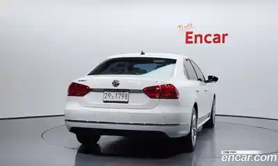 Volkswagen Passat 2015 2.0 Автомат в Москве № 199295, миниатюра 4