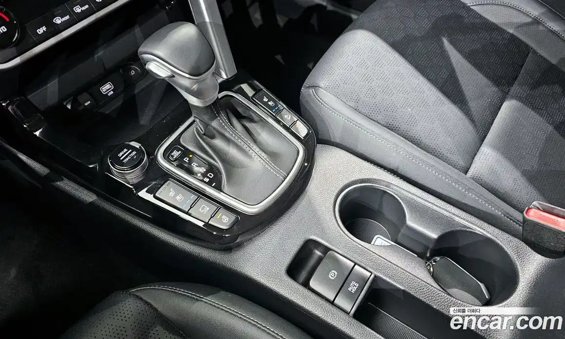 Kia Seltos 2023 1.6 Автомат в Москве № 21005, фото 5