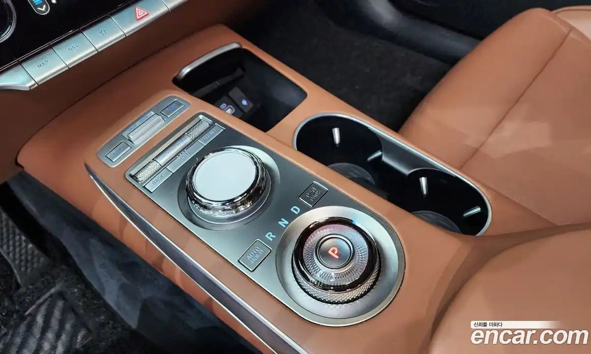 Genesis GV70 2021 2.5 Автомат в Москве № 21006, фото 15