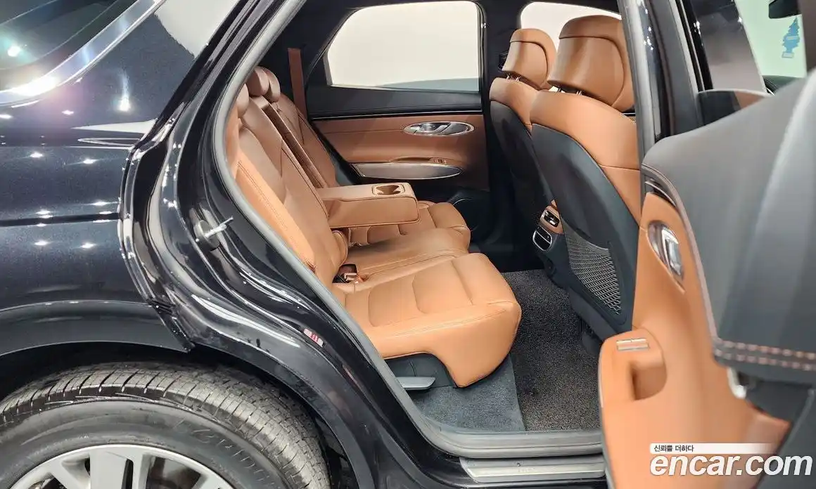 Genesis GV70 2021 2.5 Автомат в Москве № 21006, фото 6