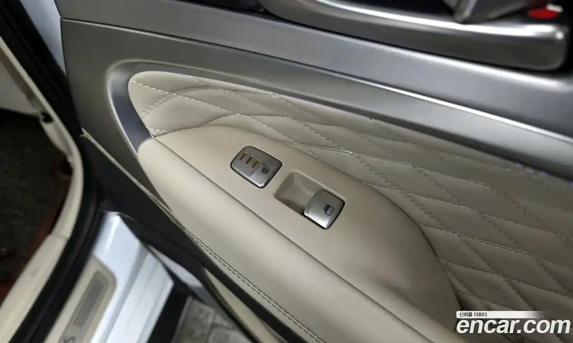 Genesis G70 2018 3.3 Автомат в Москве № 21007, фото 18