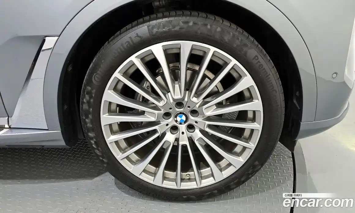 BMW X7 2023 3.0 Автомат в Москве № 210365, фото 3