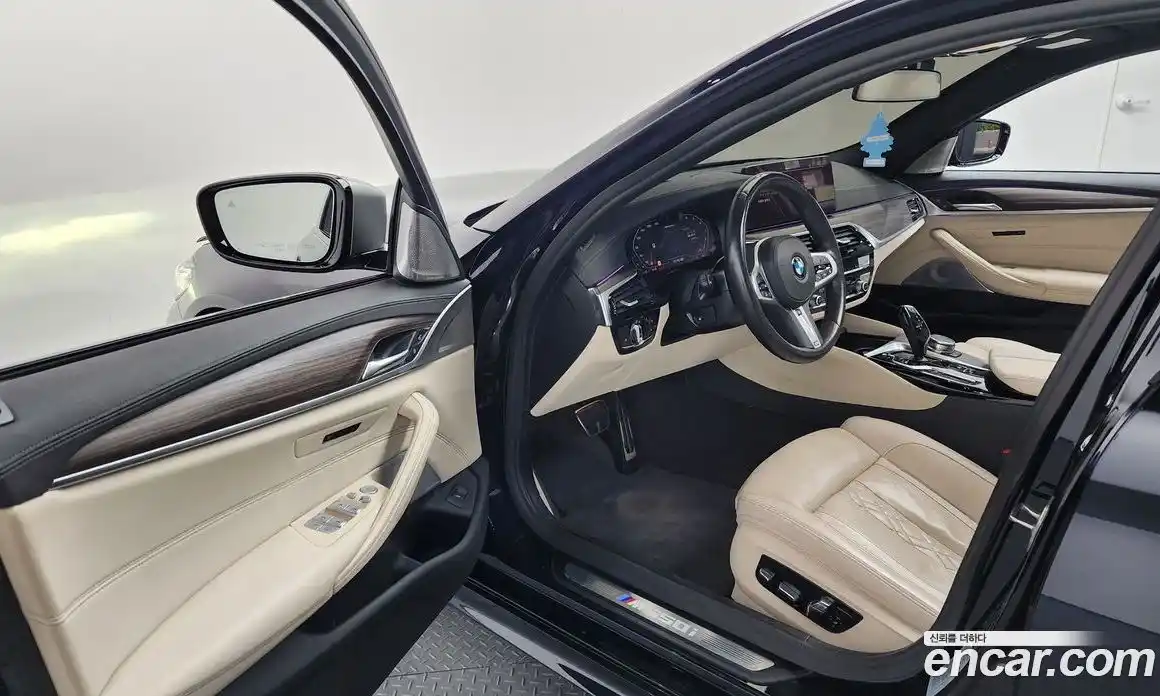 BMW 5-Series 2021 4.4 Автомат в Москве № 211492, фото 17