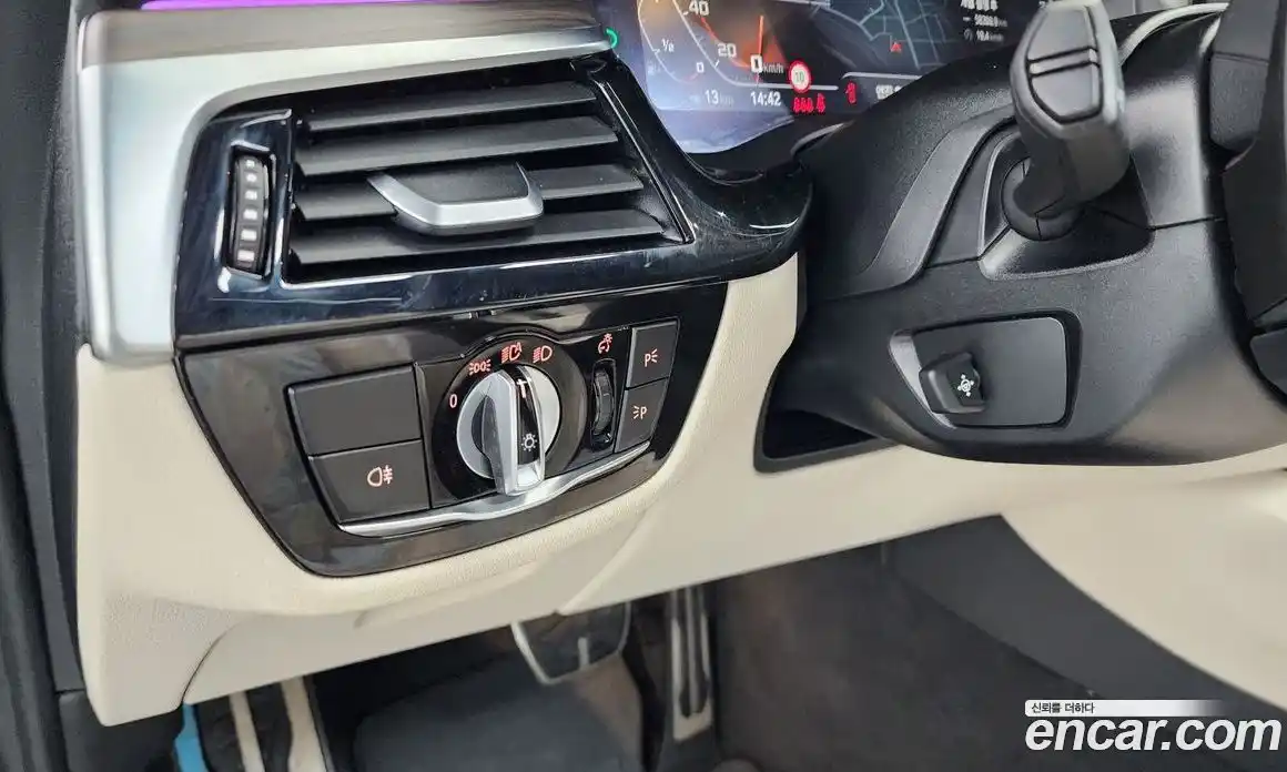 BMW 5-Series 2021 4.4 Автомат в Москве № 211492, фото 19