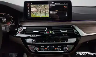 BMW 5-Series 2021 2.0 Автомат в Москве № 211623, миниатюра 2