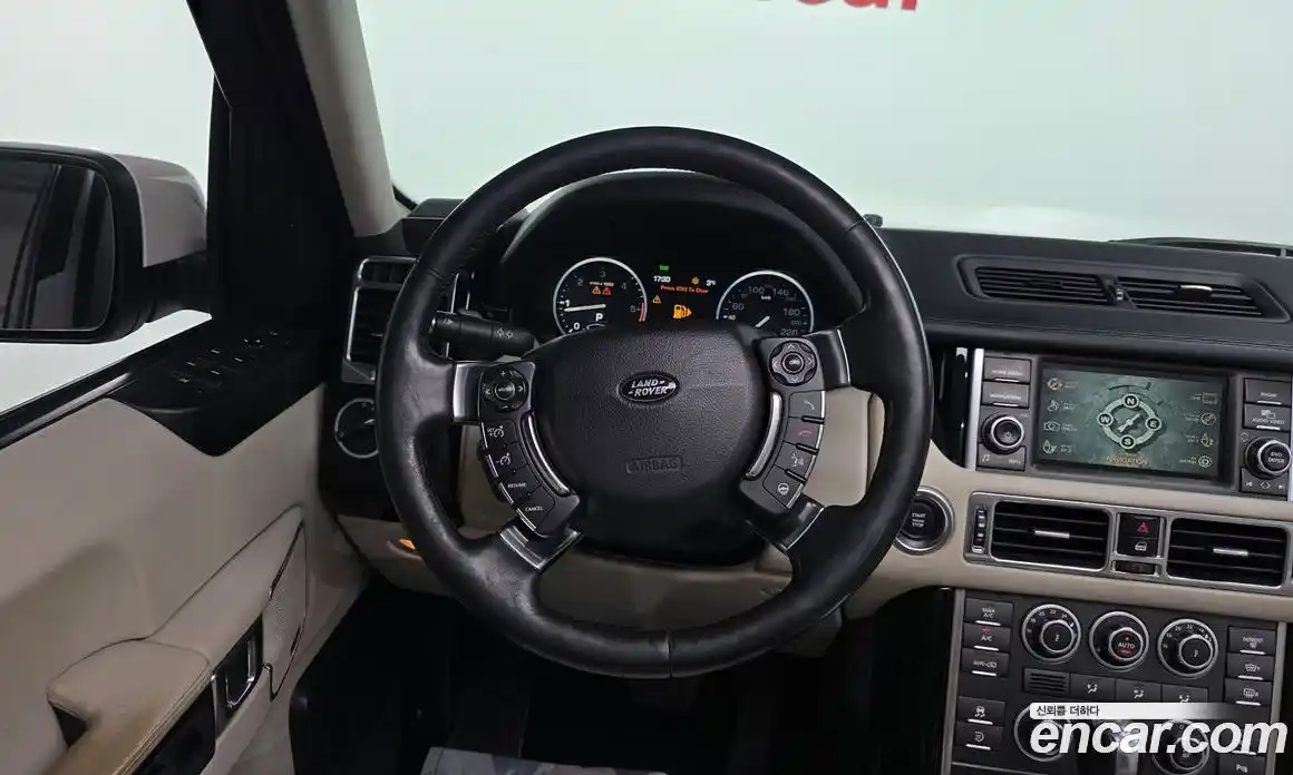 Land Rover Range-Rover 2010 3.6 Автомат в Москве № 213856, фото 20