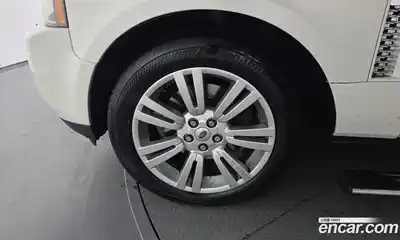 Land Rover Range-Rover 2010 3.6 Автомат в Москве № 213856, миниатюра 6