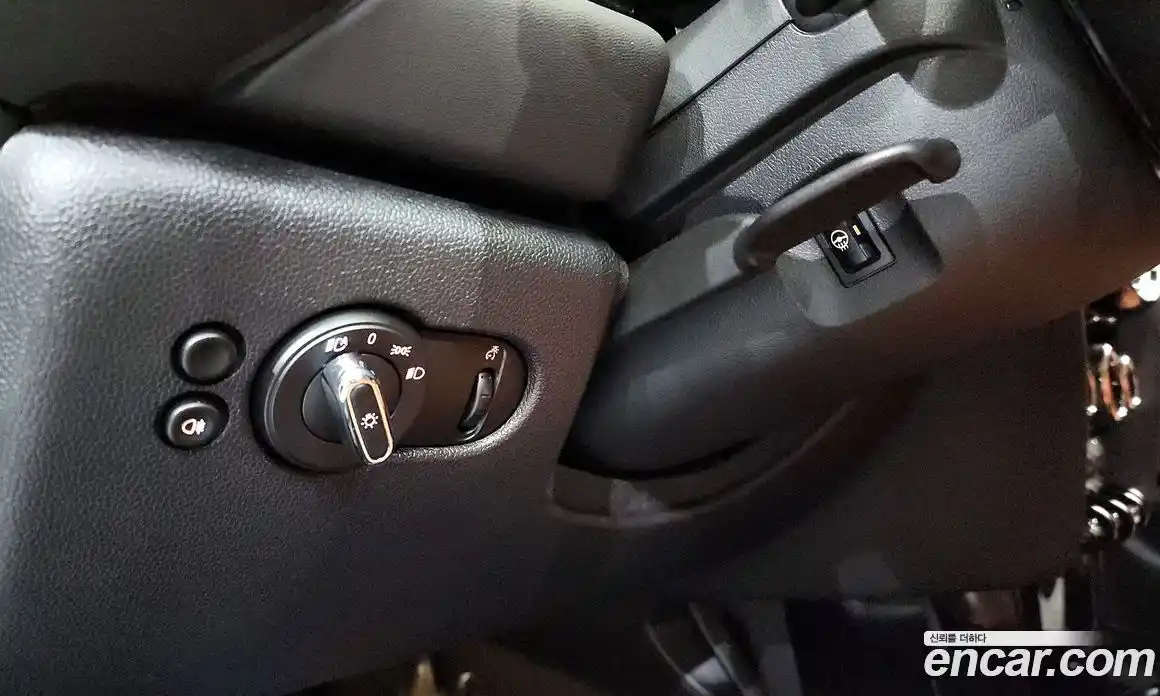 Mini Cooper 2024 1.5 Автомат в Москве № 214087, фото 6