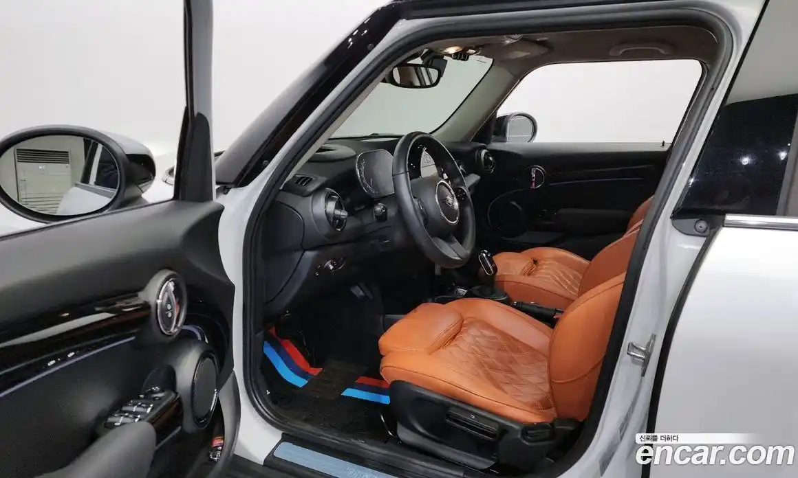 Mini Cooper 2024 1.5 Автомат в Москве № 214087, фото 10