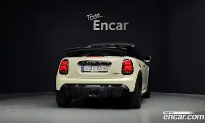 Mini Cooper Convertible 2022 2.0 Автомат в Москве № 214127, миниатюра 2