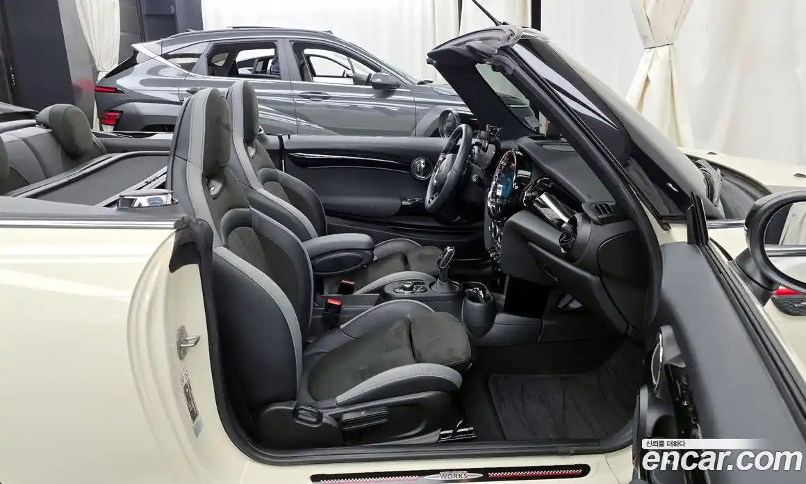 Mini Cooper Convertible 2022 2.0 Автомат в Москве № 214127, фото 4